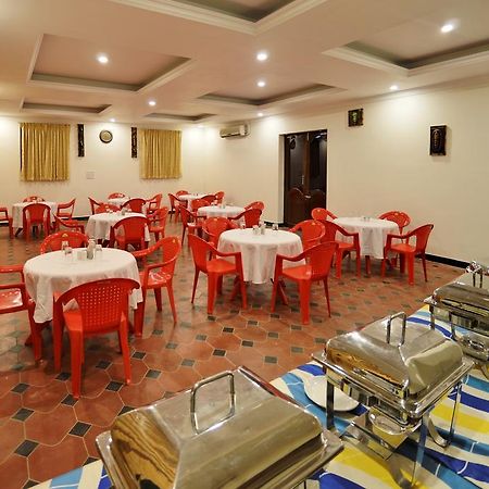 Royal Club Chennai Exterior photo