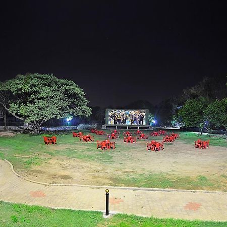 Royal Club Chennai Exterior photo